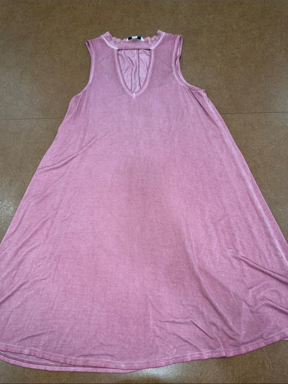 American Eagle Outfitters Pink Sleeveless Mini Dress • Soft • Key Hole • TShirt